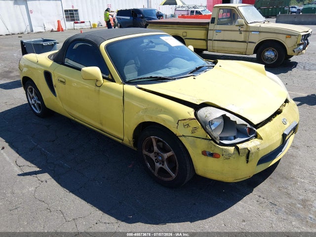 2002 Toyota MR2 SPYDER photo 1