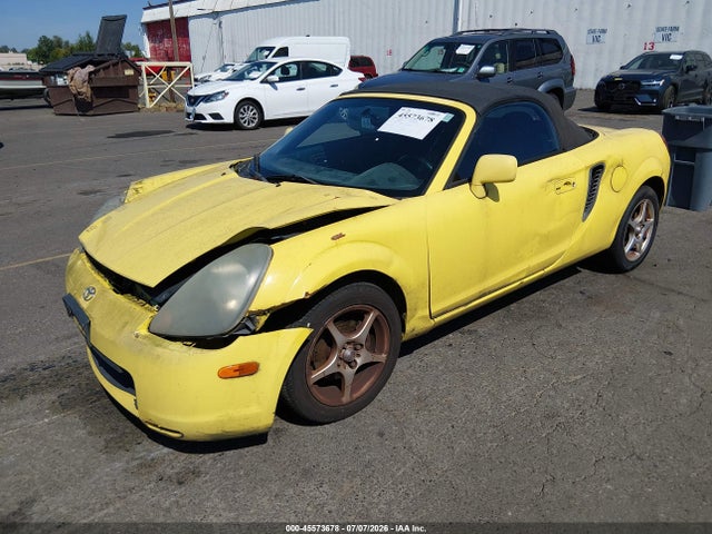 2002 Toyota MR2 SPYDER photo 2