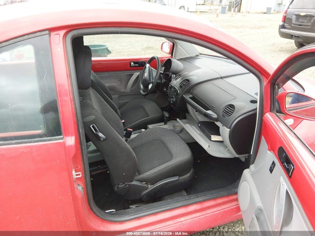 2001 Volkswagen NEW BEETLE GLS 照片 5