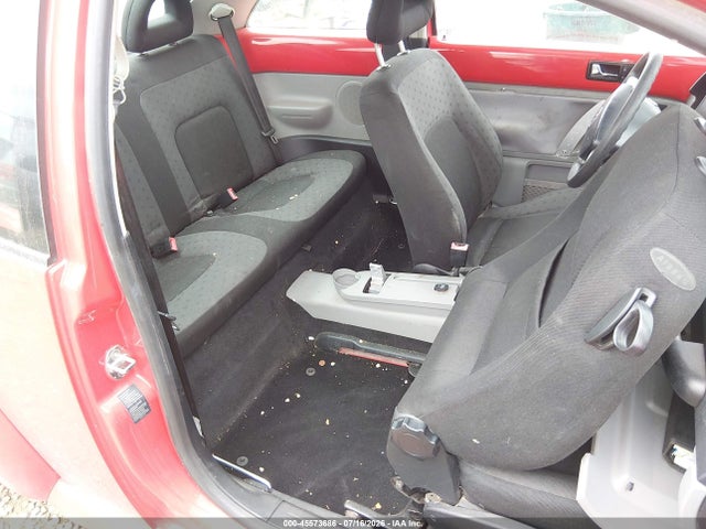 2001 Volkswagen NEW BEETLE GLS 照片 8