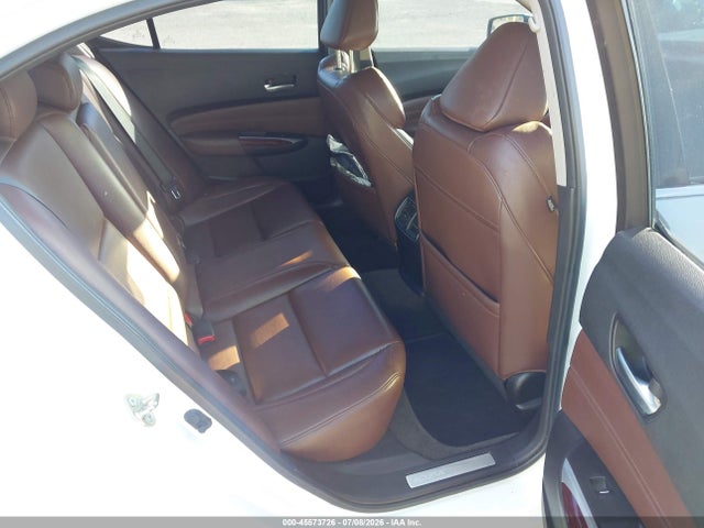 صورة 8 لـ 2015 Acura TLX