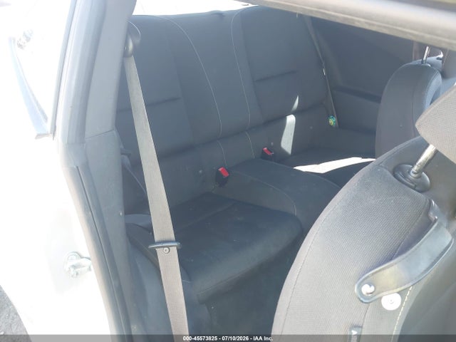 2014 Chevrolet CAMARO 1LT photo 8