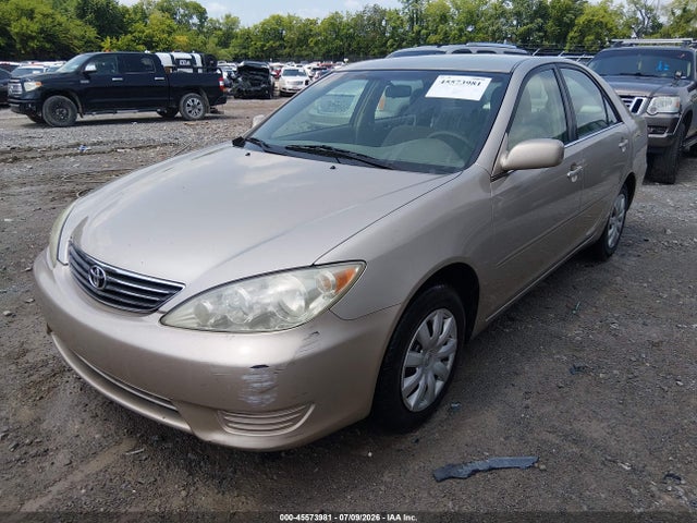 2005 Toyota CAMRY LE 照片 6