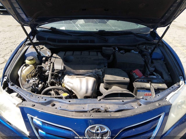 2011 Toyota CAMRY LE — фото 10