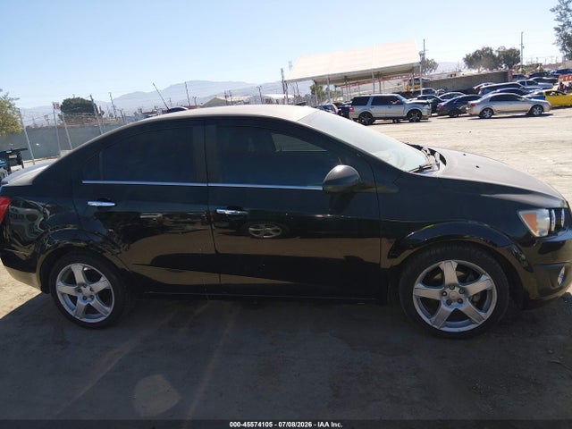 2016 Chevrolet SONIC LTZ AUTO 缩略图 13