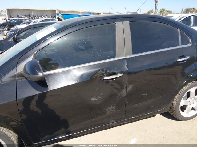 2016 Chevrolet SONIC LTZ AUTO 缩略图 6