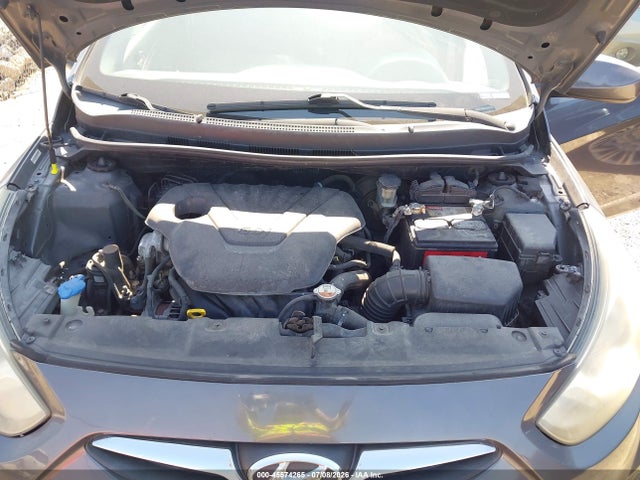 2013 Hyundai ACCENT GLS 照片 10