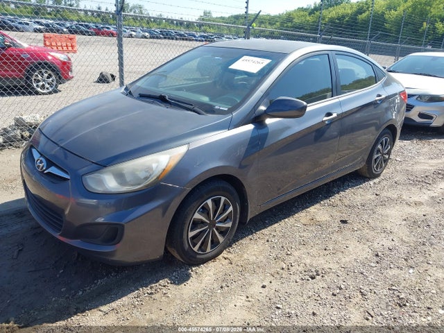 2013 Hyundai ACCENT GLS 照片 2