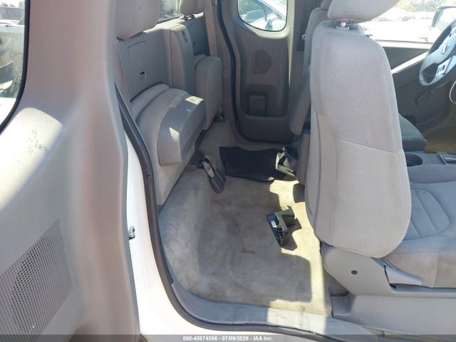 صورة مصغرة 8 لـ 2017 Nissan FRONTIER S