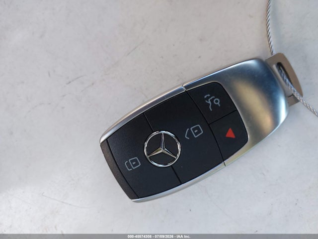 2020 Mercedes-BENZ C 300 — миниатюра 11