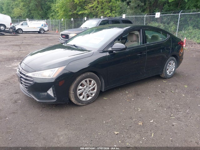 2019 Hyundai ELANTRA SE 照片 2