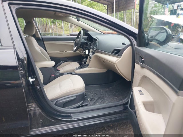 2019 Hyundai ELANTRA SE 照片 5