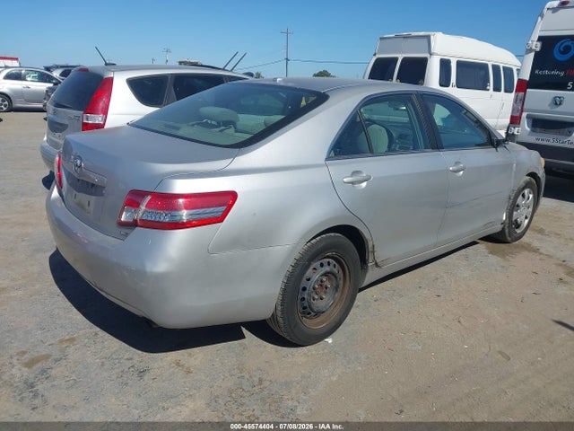 صورة 4 لـ 2010 Toyota CAMRY LE