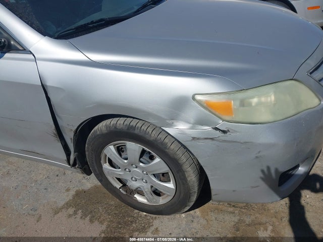 صورة 6 لـ 2010 Toyota CAMRY LE