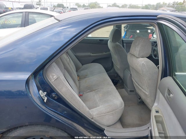 2002 Toyota CAMRY LE 照片 8