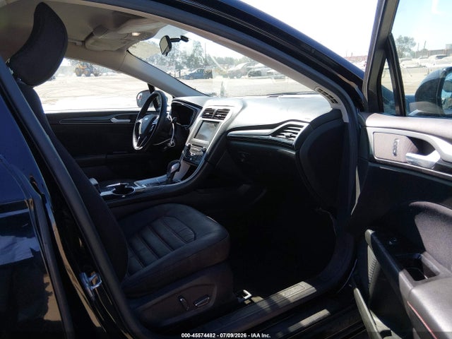 صورة 5 لـ 2016 FORD FUSION SE