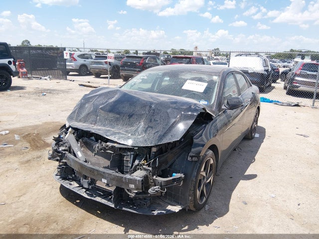 صورة 2 لـ 2021 Hyundai ELANTRA SEL