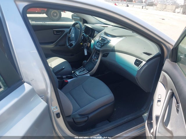 صورة 5 لـ 2013 Hyundai ELANTRA GLS