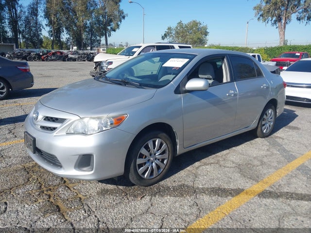2012 Toyota COROLLA LE 照片 2