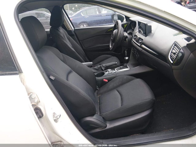صورة 5 لـ 2014 Mazda MAZDA3 I SPORT