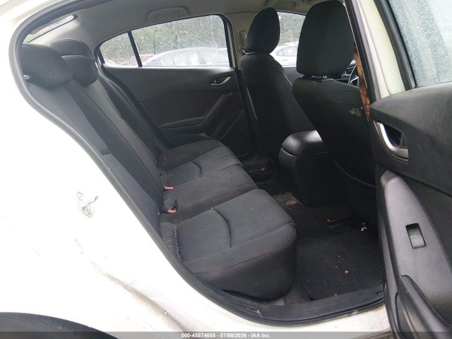 صورة 8 لـ 2014 Mazda MAZDA3 I SPORT