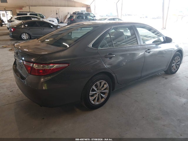 2016 Toyota CAMRY LE 照片 4