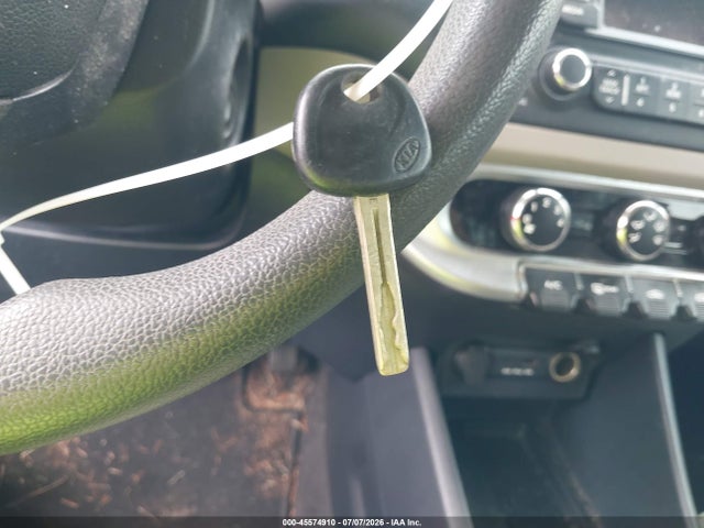 2015 KIA RIO LX thumbnail 11