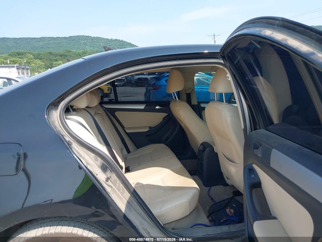 2011 Volkswagen JETTA 2.0L TDI 照片 8