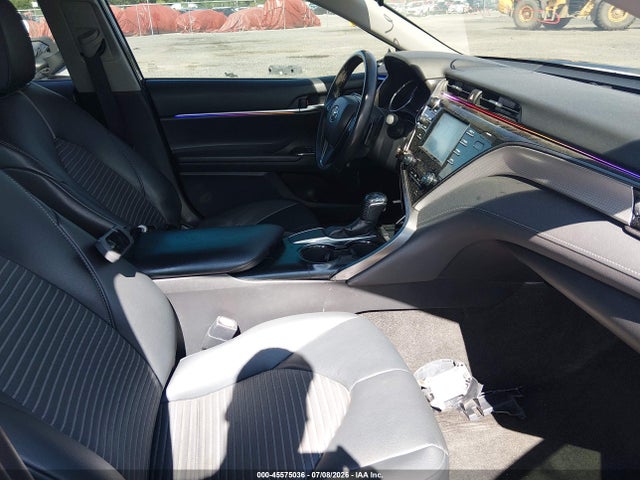 2019 Toyota CAMRY SE — фото 5