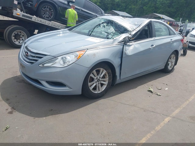 2013 Hyundai SONATA GLS — фото 2