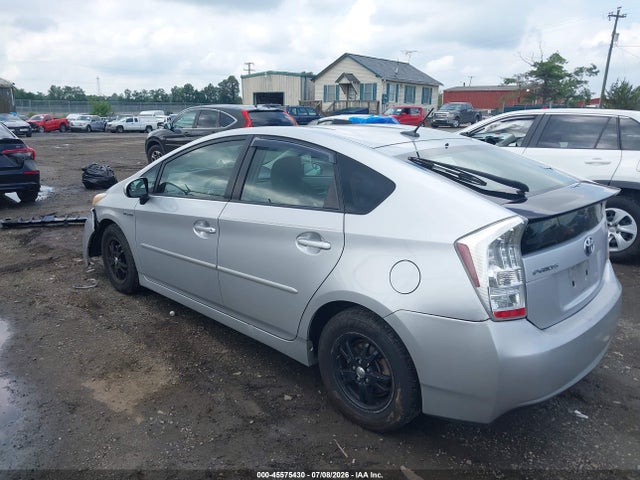 صورة 3 لـ 2010 Toyota PRIUS III