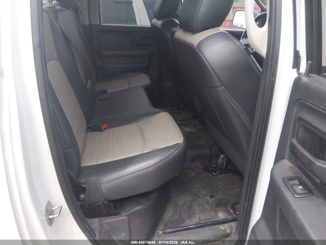 صورة 8 لـ 2012 RAM 1500 ST