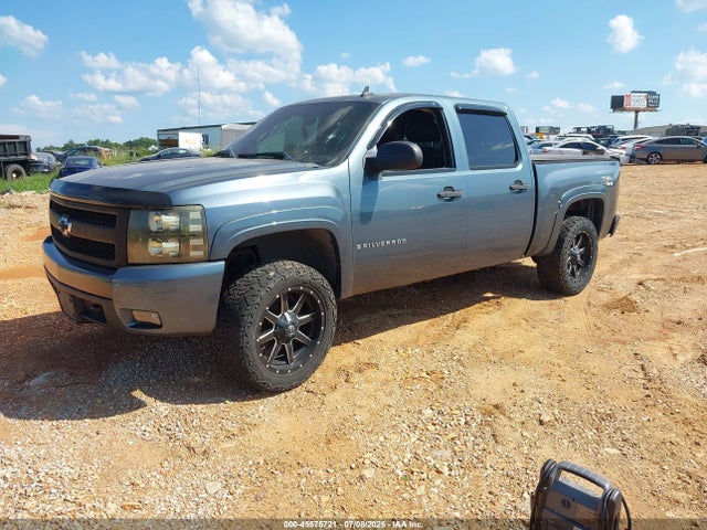 2007 Chevrolet SILVERADO 1500 LT1 — фото 2