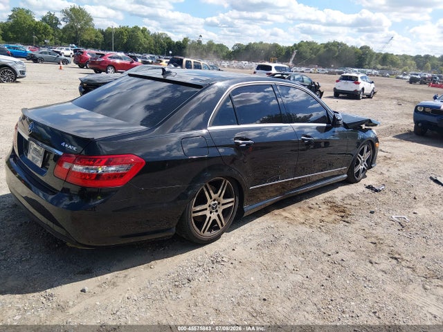 صورة 4 لـ 2010 Mercedes-BENZ E 550 4MATIC