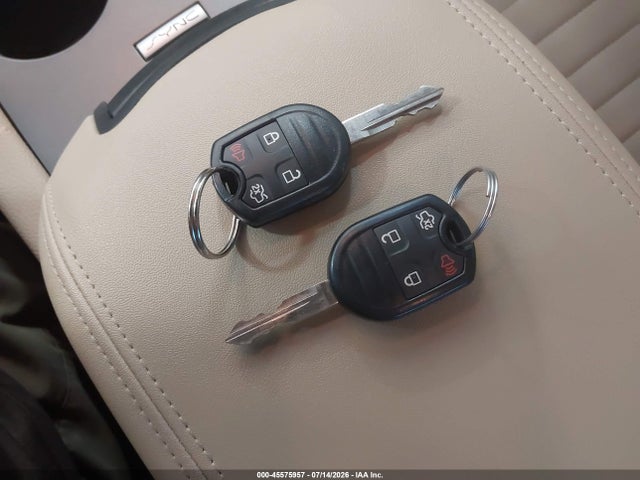 2018 FORD TAURUS SE 11