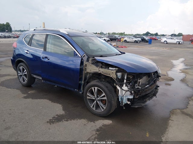 2017 NISSAN ROGUE SL