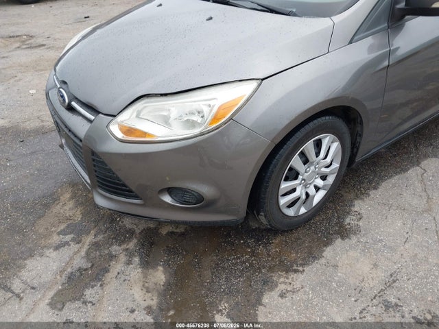صورة 6 لـ 2013 FORD FOCUS SE