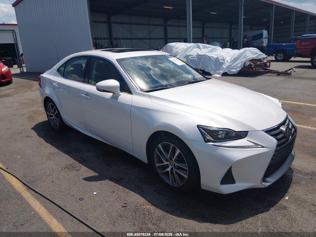 2018 LEXUS IS 