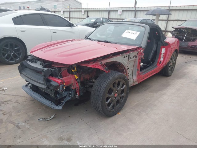 2019 FIAT 124 SPIDER ABARTH 2