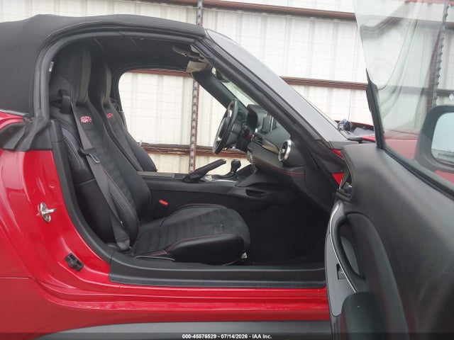 2019 FIAT 124 SPIDER ABARTH 5