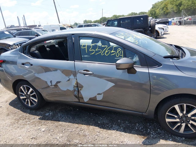 2025 Nissan VERSA 1.6 SV 照片 6