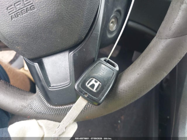 2016 Honda CIVIC LX — миниатюра 11
