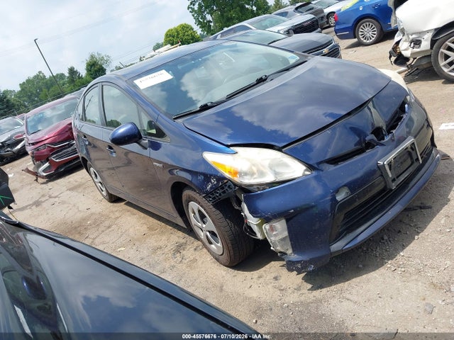 2013 TOYOTA PRIUS TWO
