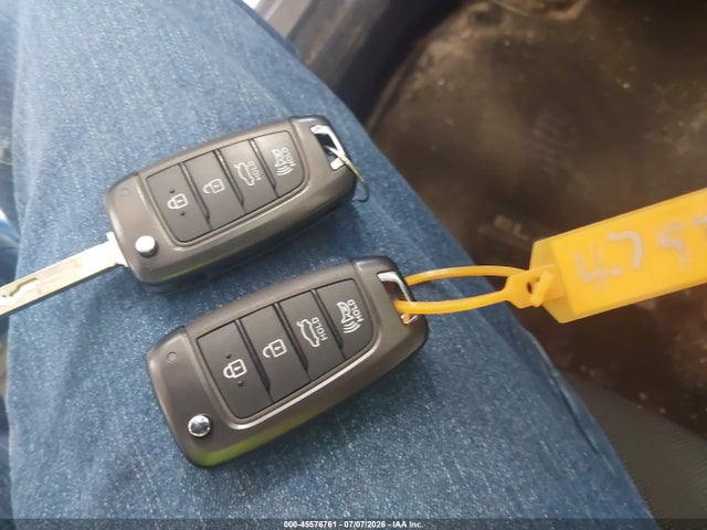 2023 HYUNDAI ELANTRA SE 11