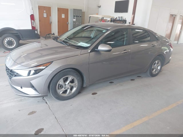 2023 HYUNDAI ELANTRA SE 2