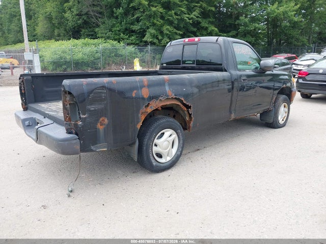 2001 Toyota TUNDRA photo 4