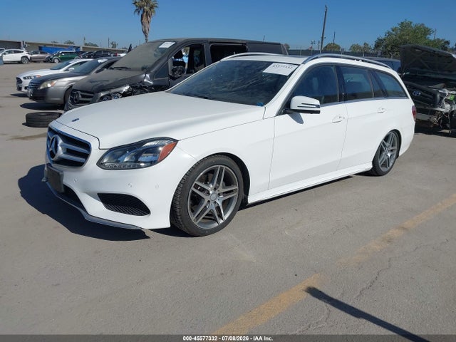 2015 Mercedes-BENZ E 350 4MATIC — фото 2