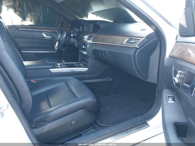2015 Mercedes-BENZ E 350 4MATIC — фото 5