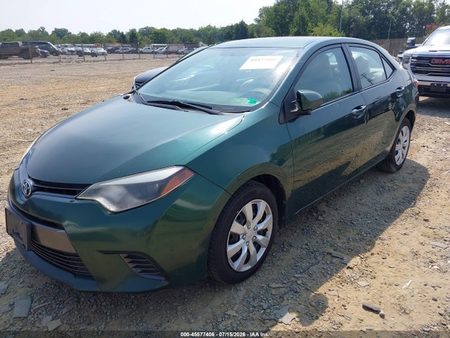 2015 Toyota COROLLA LE — фото 2