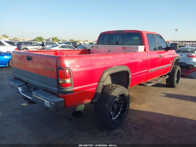 2000 Dodge RAM 2500 ST 照片 4